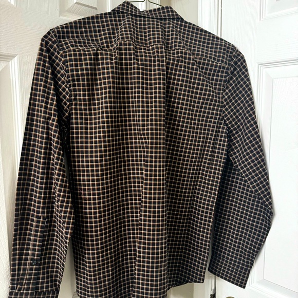 NWT- Perry Ellis Brown Checkered Print Men’s Button Down| Size Medium - Picture 4 of 5